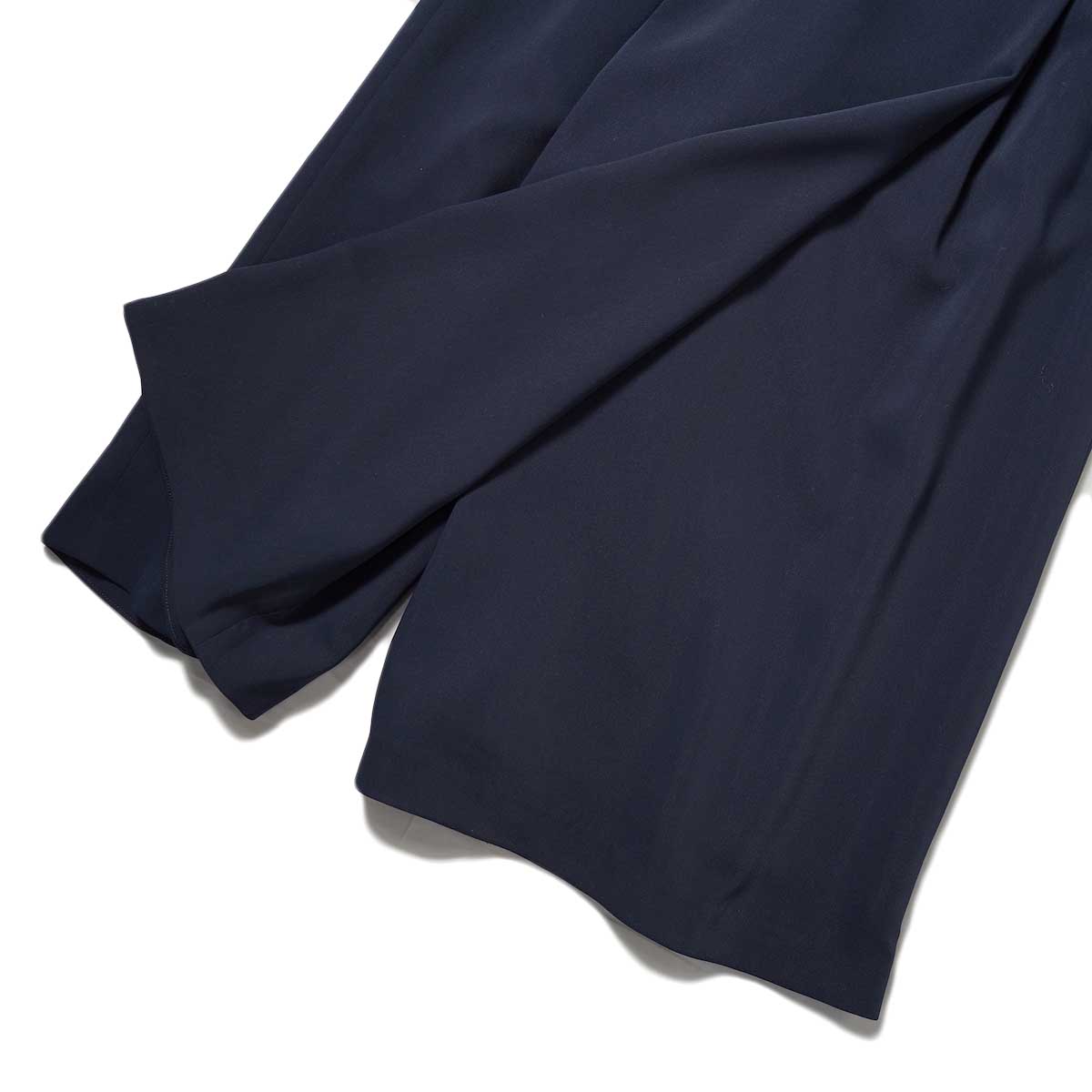 WHYTO. / Wrap Line Pants (Navy) 裾