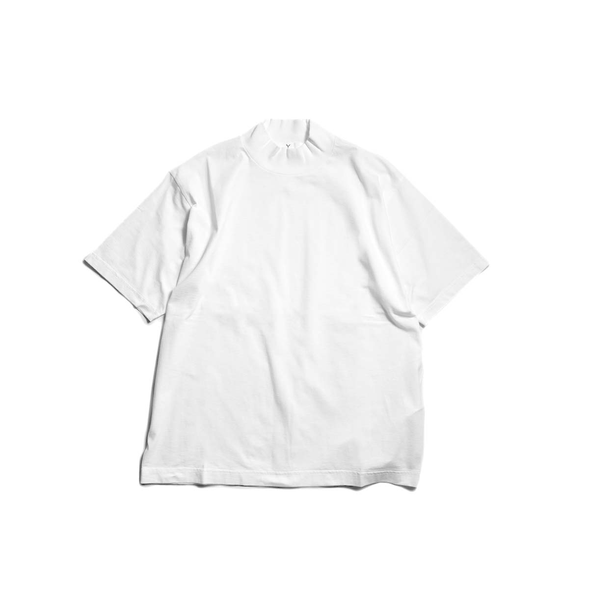 Y / ORGANIC COTTON JERSEY MOCK NECK SHORT SLEEVE T-SHIRT (White)